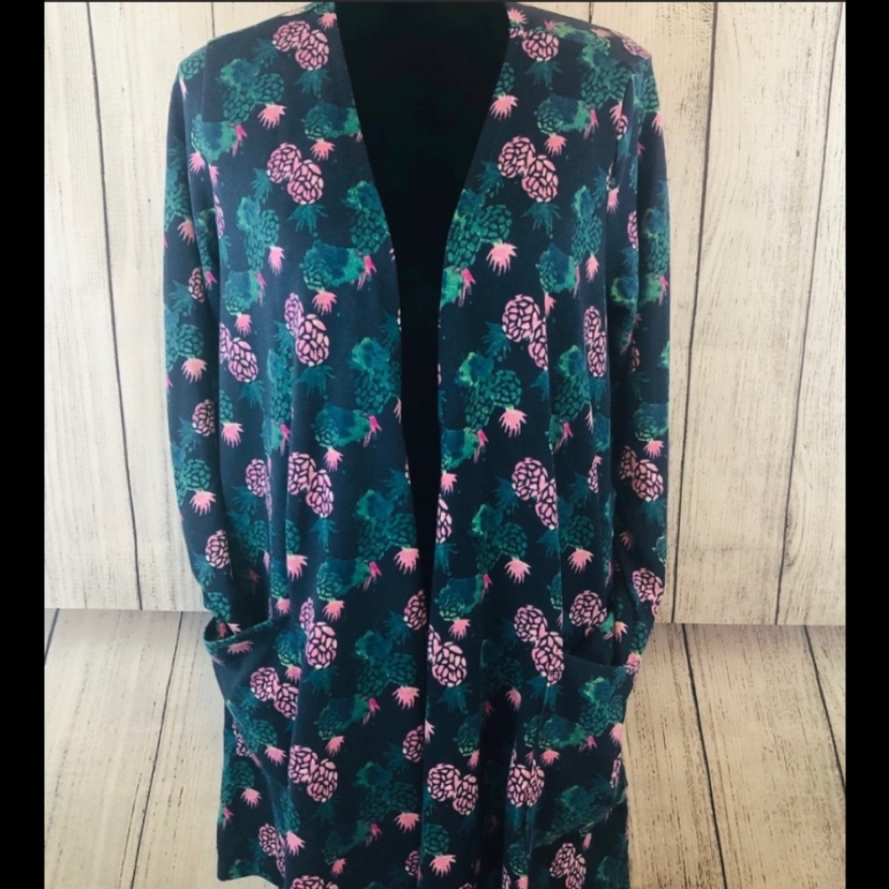 Large lularoe Caroline.